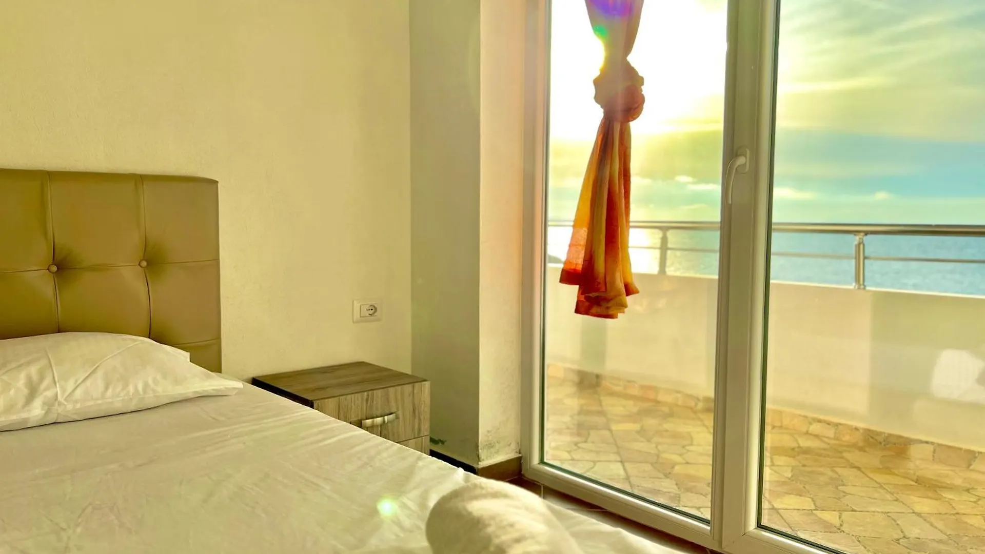 Redi'S Seaview Apartments Sarandë